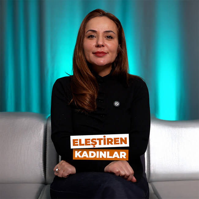 Eleştiren Kadınlar